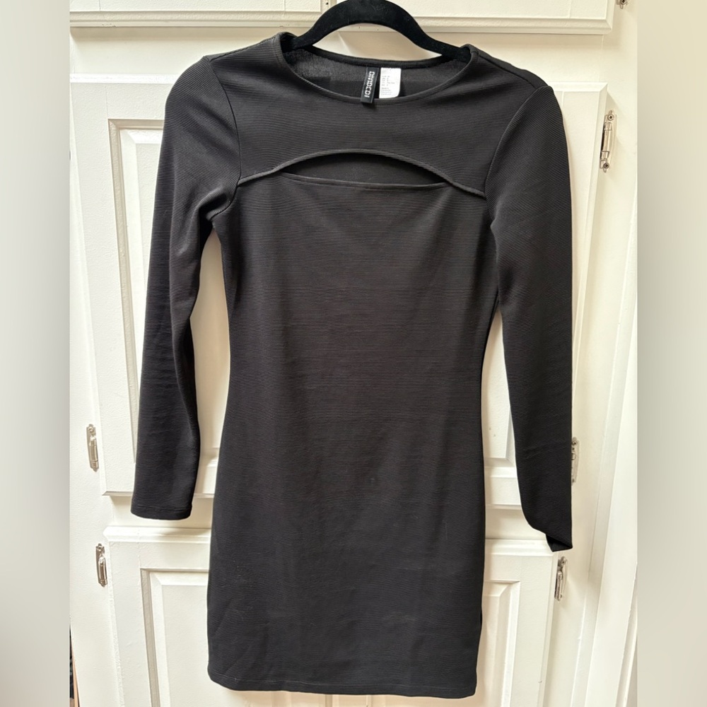 Divided Black Long Sleeve Cut-Out Dress